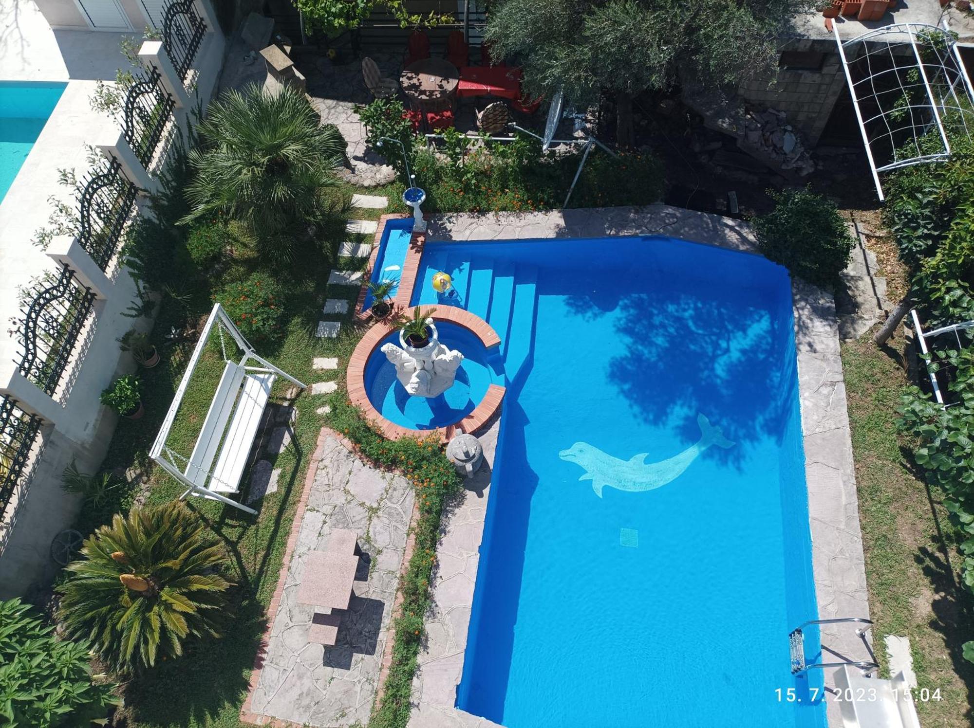 Apartments Pekic バール エクステリア 写真